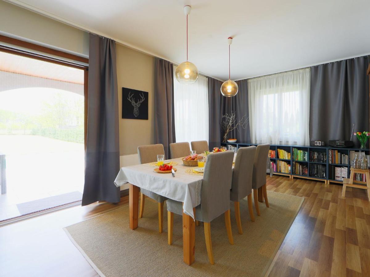 Holiday Home Villa Aschbacher Balatonszárszó Esterno foto