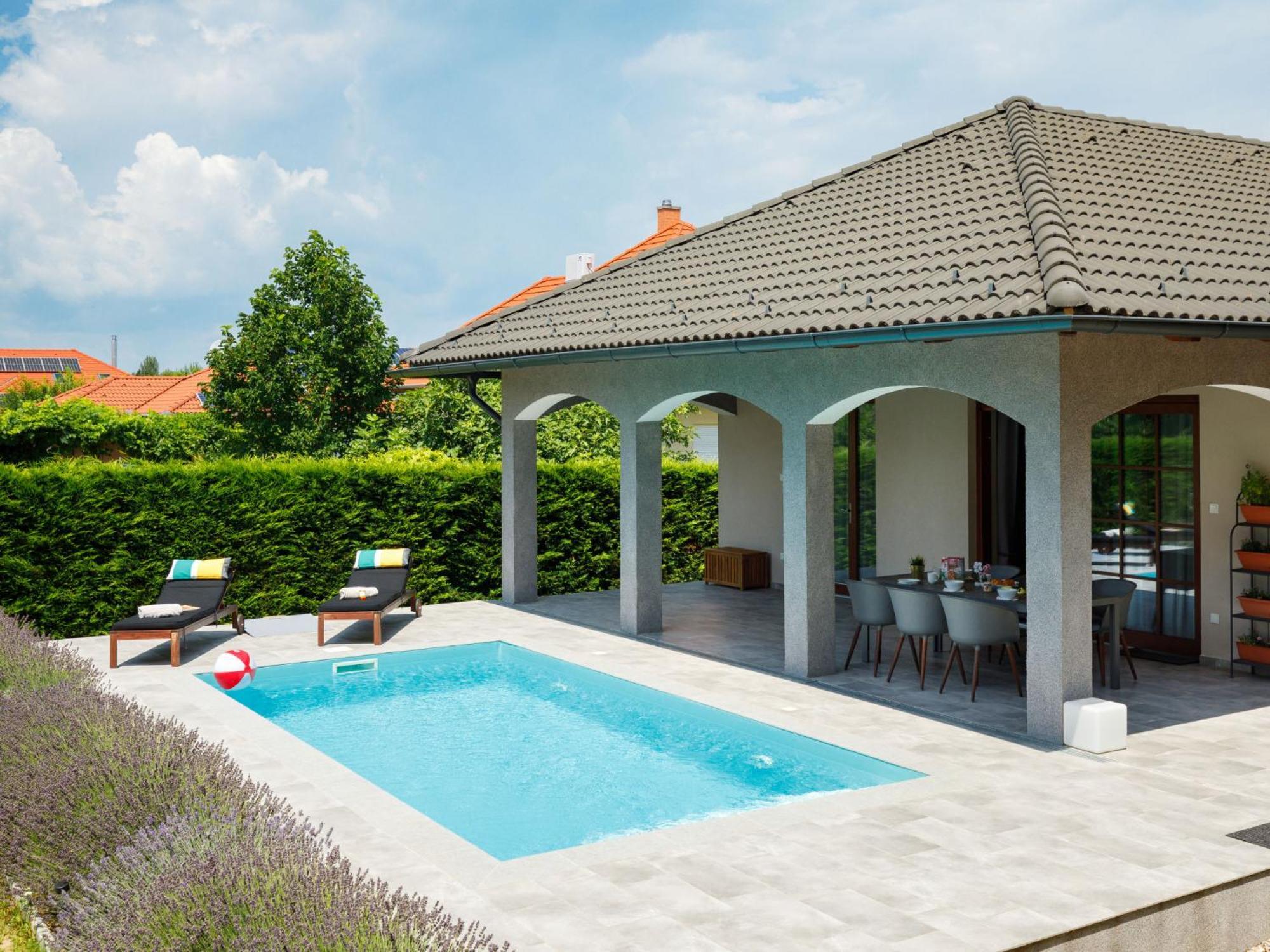 Holiday Home Villa Aschbacher Balatonszárszó Esterno foto