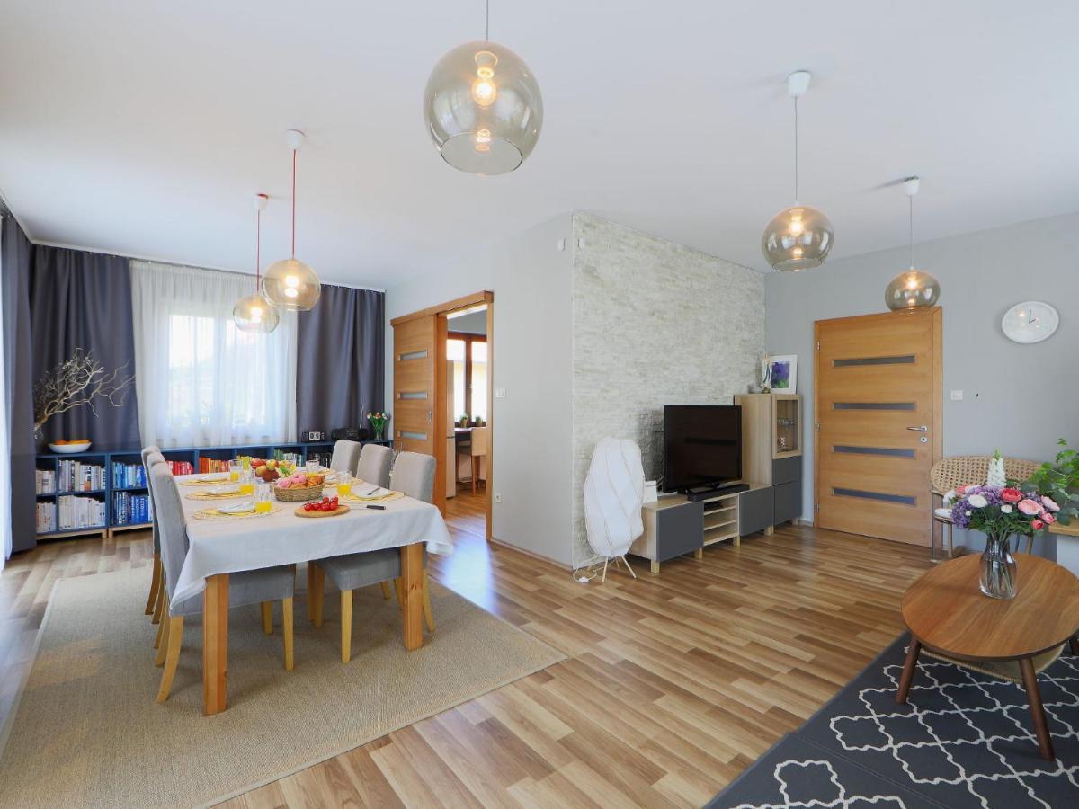 Holiday Home Villa Aschbacher Balatonszárszó Esterno foto